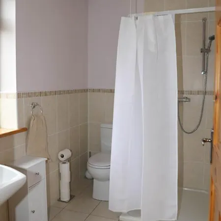 Gæstehus Narrow Water House